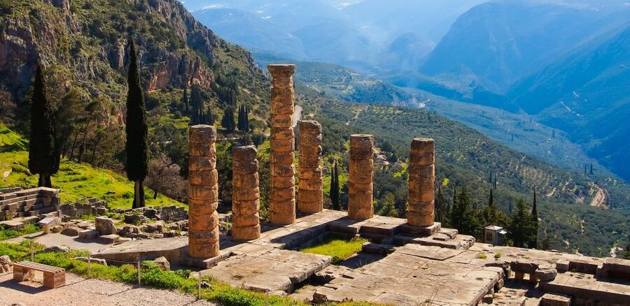 From Athens: Temple of Apollo and Oracle Delphi Day Trip - What the $140 price includes