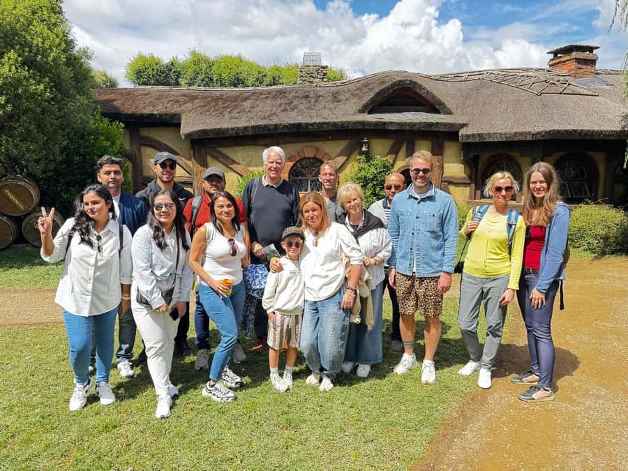 From Auckland: Hobbiton Movie Set Full-Day Trip - Why Hobbiton is worth the long ride from Auckland