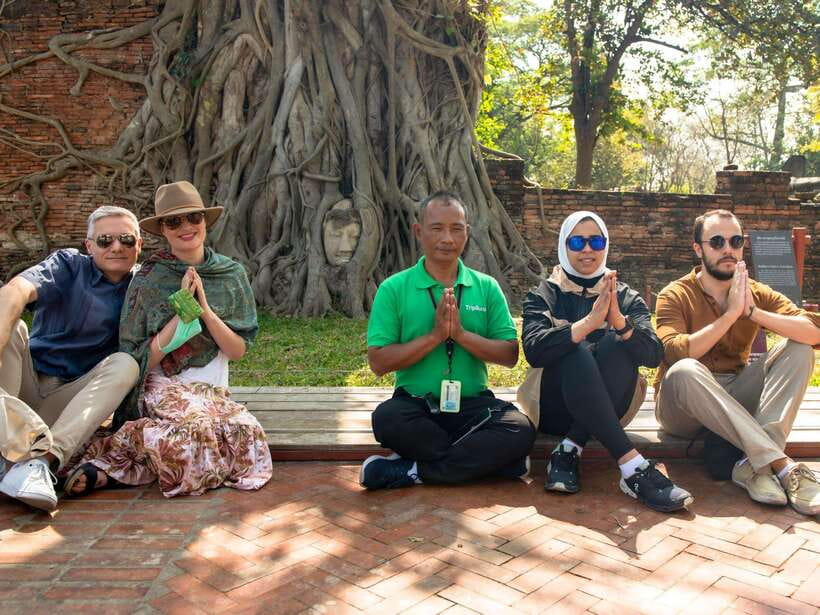 From Bangkok: Ayutthaya Historical Park Guided Day Trip - What the guides add to the experience
