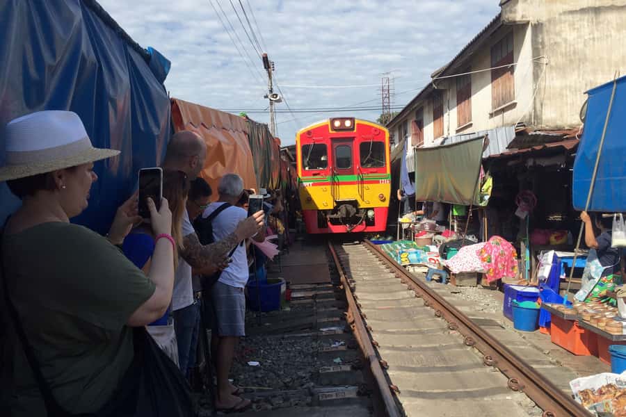 From Bangkok: Floating Market & Ayutthaya Private Day Trip - Why this Bangkok day trip works