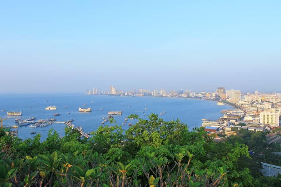 From Bangkok: Pattaya City Day Trip with Private Driver - Khao Chi Chan and the cliffside Buddha