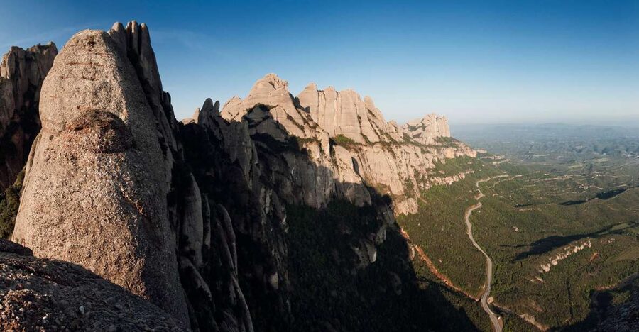 From Barcelona: Montserrat Full-Day Trip with Guided Hike - Why this Montserrat trip feels different from a standard day visit