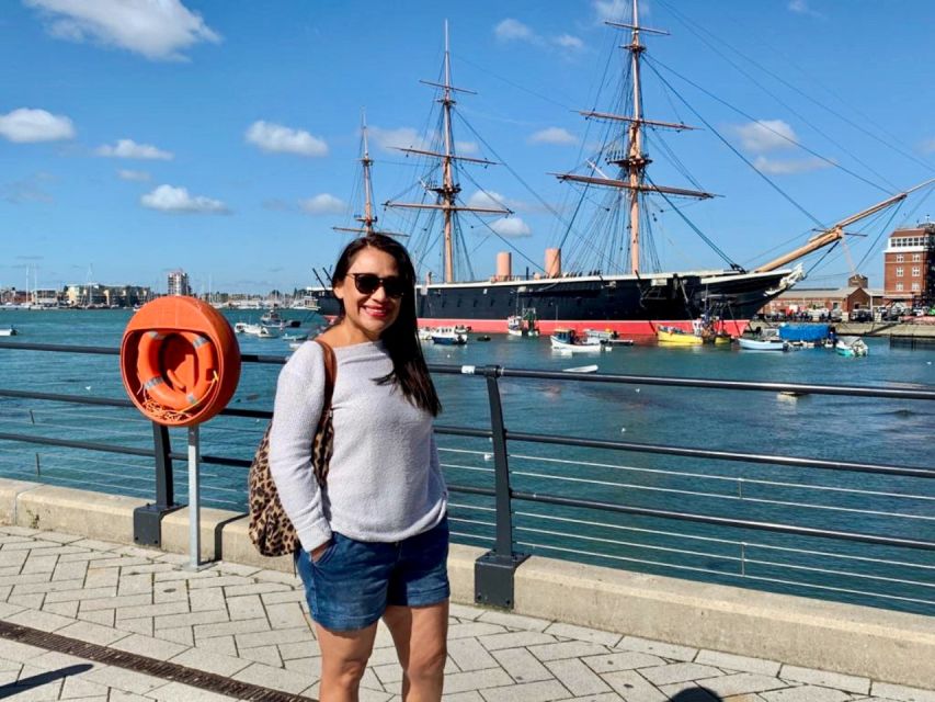 From Brighton: Isle of Wight Full-Day Trip via Portsmouth - Alum Bay and the Needles