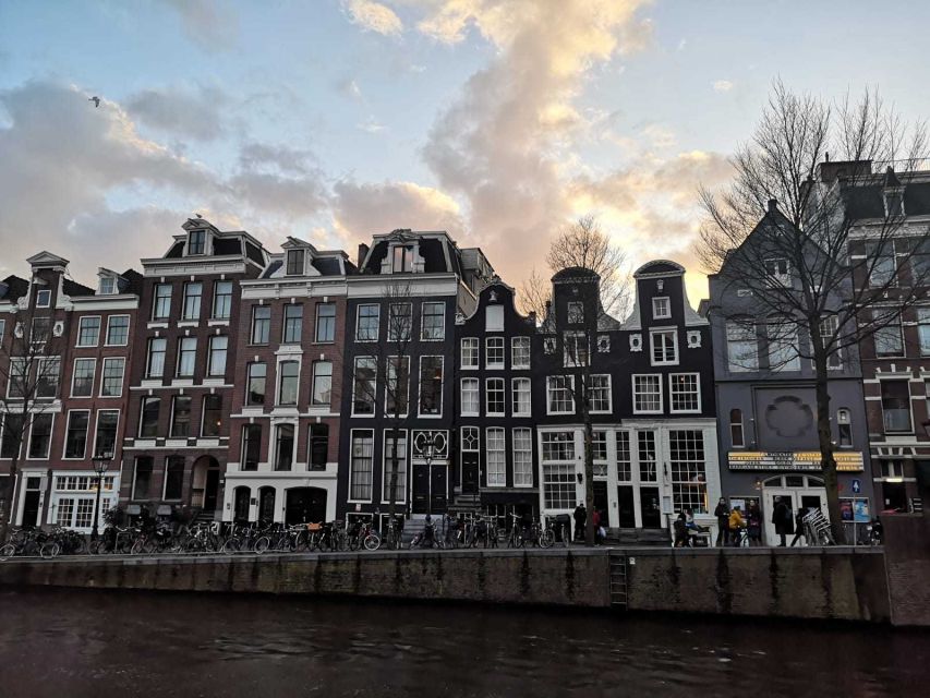 From Brussels: Day Trip to Amsterdam with Canal Boat Cruise - Who should book this day trip