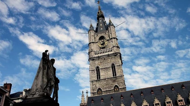 From Brussels: Day Trip to Ghent with Atomium - Graslei and Gravensteen, two essential Ghent views