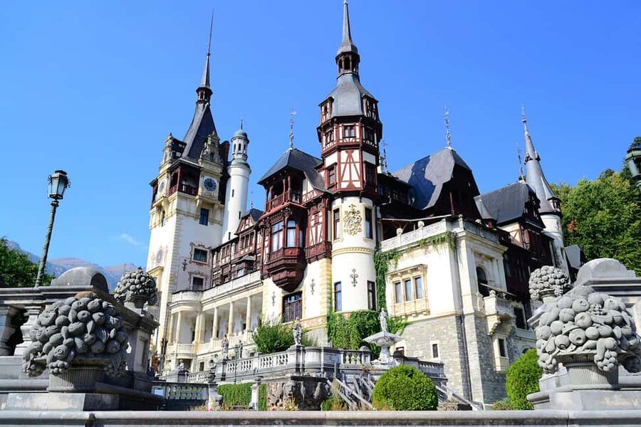 From Bucharest: Castles, Carpathians, and Brașov Day Trip - The early road to Sinaia
