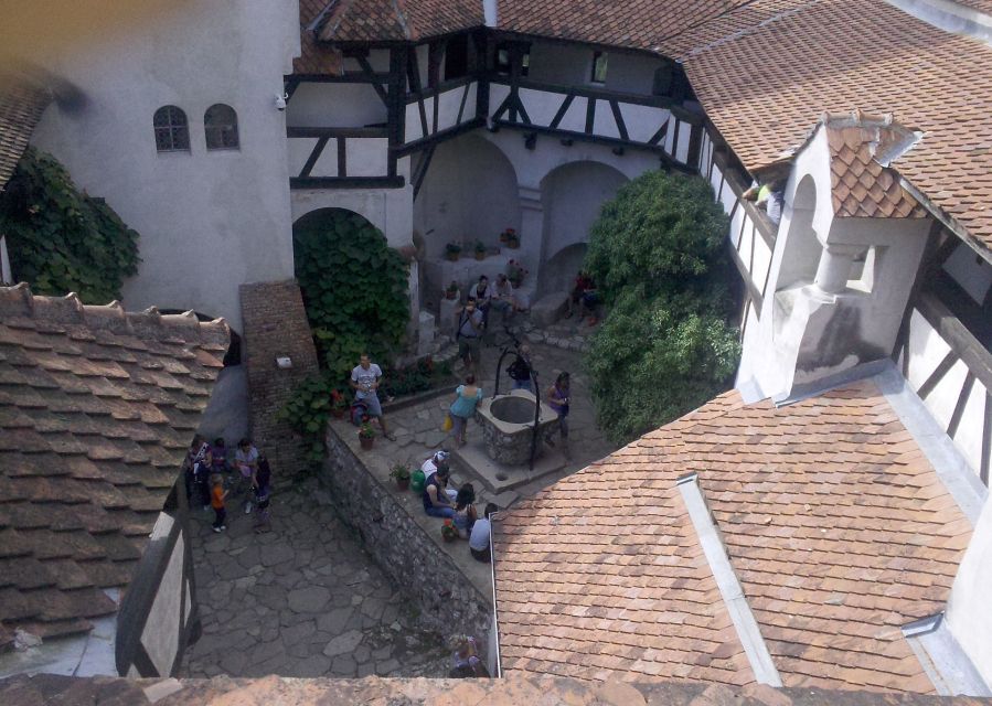 From Bucharest: Day Trip to Dracula and Peles Castle - Key points to know before booking