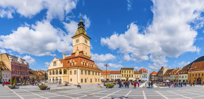 From Bucharest: Peles Castle, Brasov & Bran Castle Day Trip - Brașov Old Town in a short window