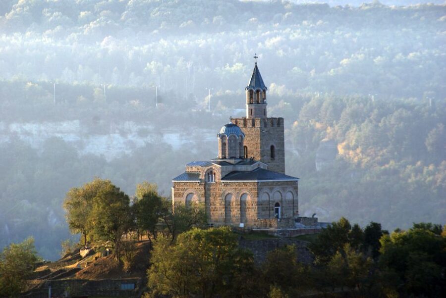 From Bucharest: Small Group Day Trip to Medieval Bulgaria - Who should book this trip