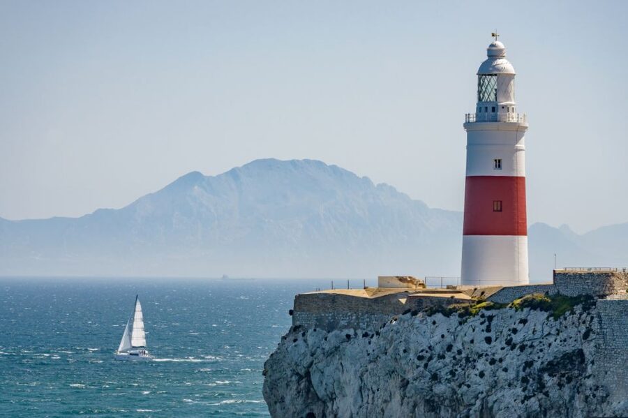 From Cadiz/El Puerto/Jerez: Gibraltar Sightseeing Day Trip - The road from Cadiz to the Rock