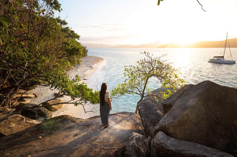 From Cairns: Fitzroy Island Day Trip by Ferry - The summit walk changes the view