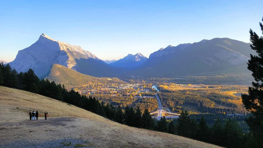 From Calgary/Canmore: Banff National Park Premium Day Trip - What $70 really gets you