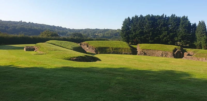 From Cardiff: Wye Valley and Brecon Beacons Full-Day Trip - Pen y Fan, Corn Du, and the reservoirs