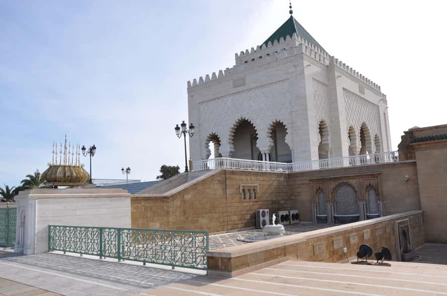 From Casablanca: Rabat Guided Day Trip with Hotel Transfers - Andalusian Gardens and Marina Salé