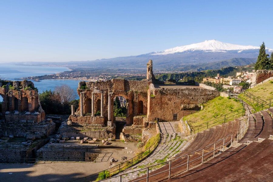 From Catania: Day Trip to Mount Etna and Taormina - Pickup from Catania and the ride toward Etna