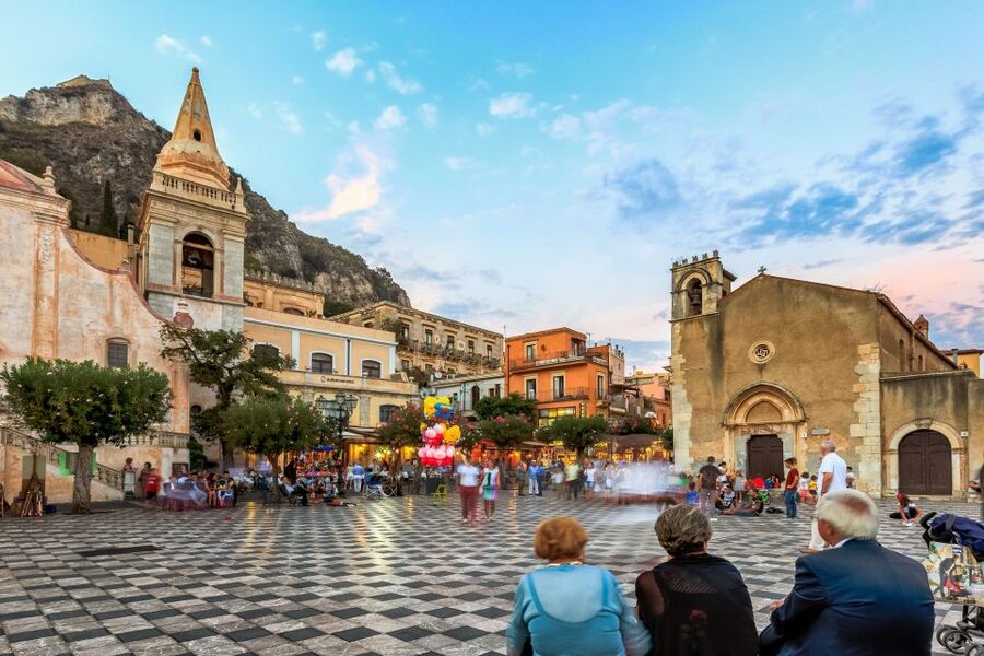From Catania: Taormina, Isola Bella, and Castelmola Day Trip - From Catania’s Duomo Square to the Ionian Coast