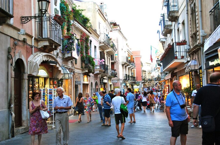 From Catania: Taormina, Isola Bella, and Castelmola Day Trip - What the audio guide adds, and what it does not
