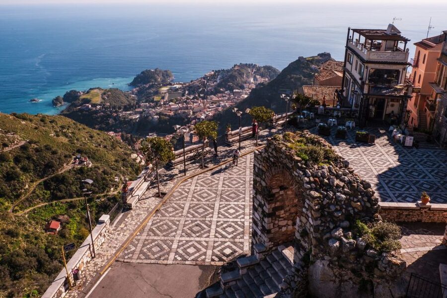 From Catania: Taormina, Isola Bella, and Castelmola Day Trip - Should you book the Taormina, Isola Bella, and Castelmola trip?