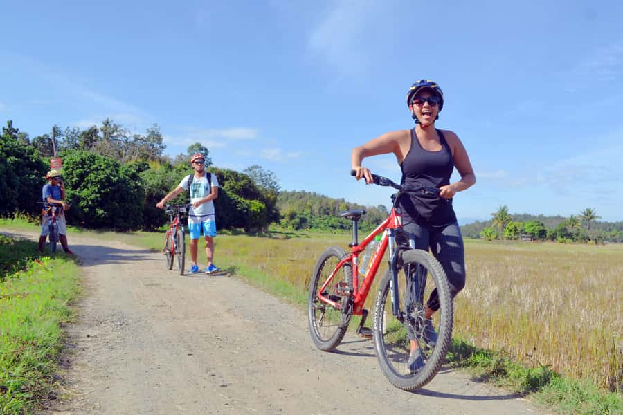 From Chiang Mai: Mae Taeng Valley Hike & Bike Day Trip - Returning to Chiang Mai after a full day outside