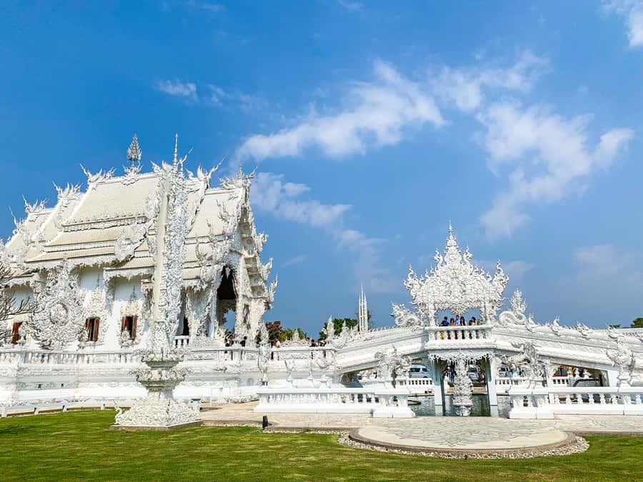 From Chiang Mai: White Temple & Golden Triangle Day Trip - Why the White Temple is worth the long ride