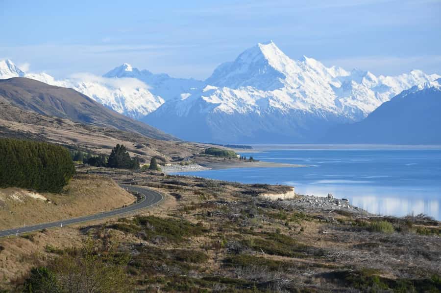 From Christchurch: Queenstown via Tekapo & Mt Cook Day Trip - Why this long transfer works