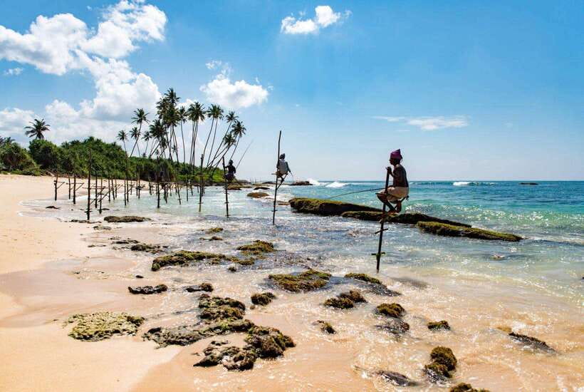 From Colombo to Galle Fort and Jungle Beach Day Trip - Kalutara Bodhiya and the religious side of Sri Lanka