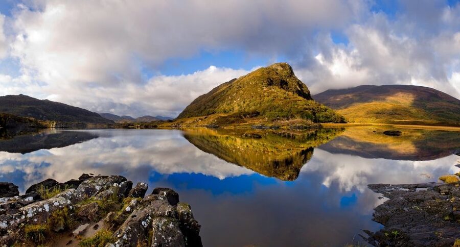 From Cork: Ring of Kerry Guided Day Trip - Dingle Bay and Inch Beach meet the Atlantic