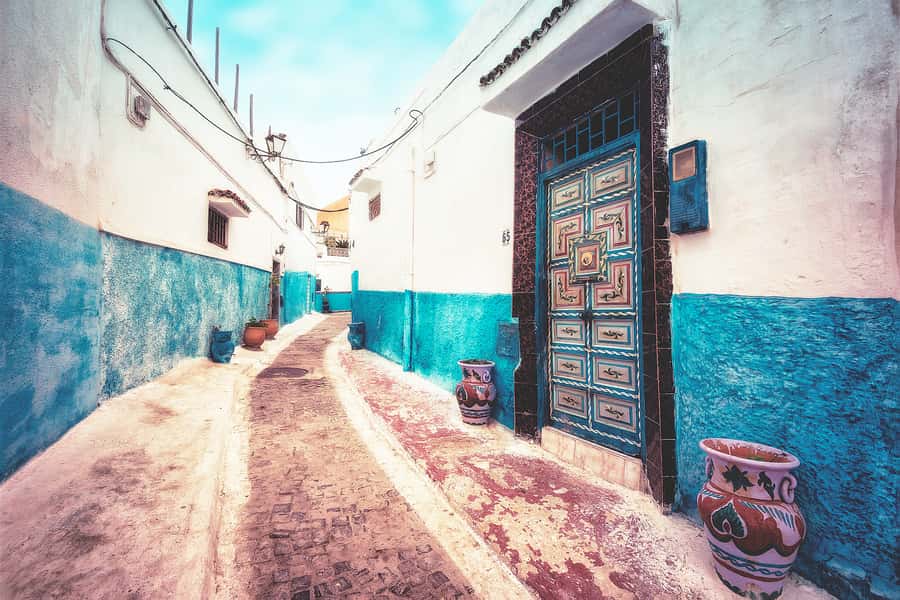 From Costa del Sol: Discover Tangier on a Guided Day Trip - Moroccan lunch in a local restaurant