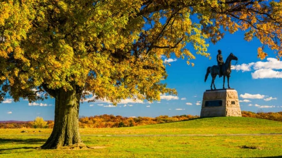 From DC: Gettysburg National Military Park Full-Day Trip - One hour in historic Gettysburg