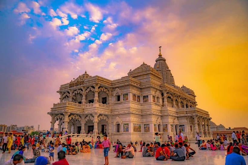 From Delhi: Taj Mahal & Mathura, Vrindavan Private Day Trip - A private pickup from Delhi, Noida, or Gurugram