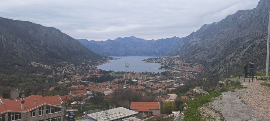 From Dubrovnik: Perast, Kotor & Budva Small-Group Day Trip - Budva for lunch, beaches, and an old town walk