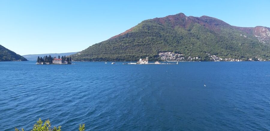 From Dubrovnik: Perast, Kotor & Budva Small-Group Day Trip - What the minivan and guide add