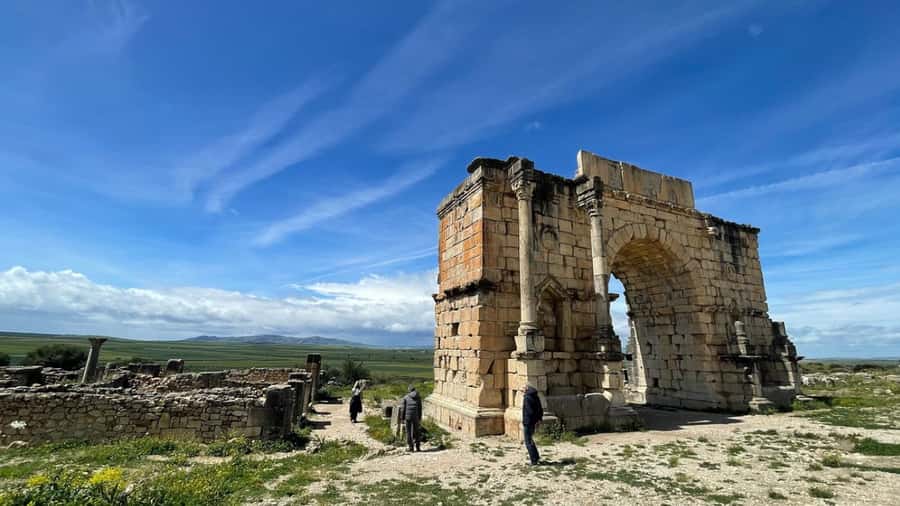 From Fes: Meknes Volubilis and Moulay Idriss Day Trip - FAQ