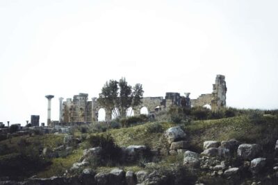From Fes: Volubilis, Moulay Idriss and Meknes Full-Day Trip