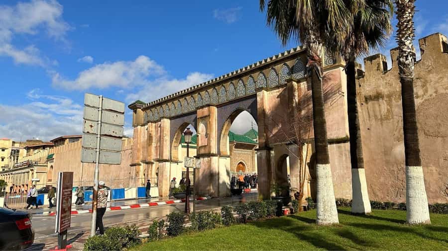 From Fez: Meknes, Volubilis and Moulay Idriss Day Trip - What the transport is really like