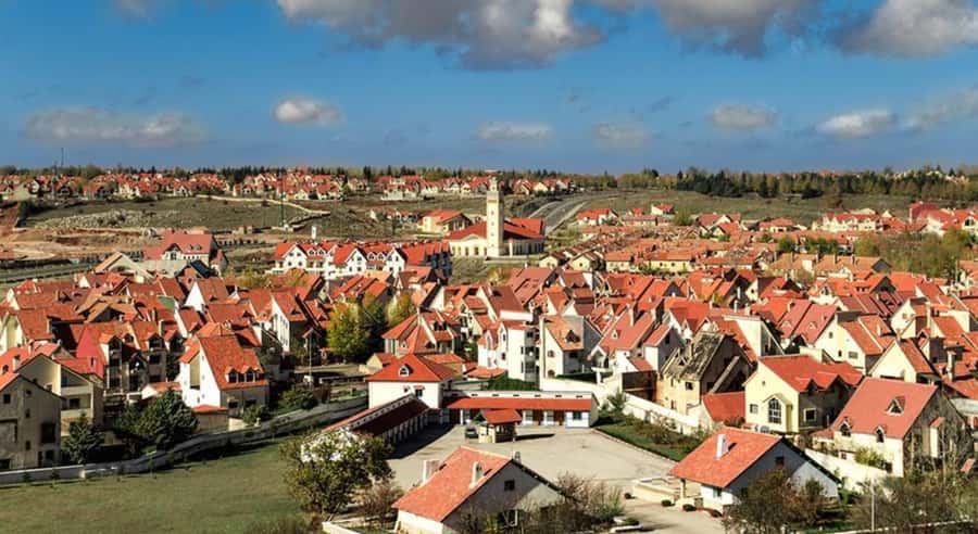 From Fez: Middle Atlas Day Trip with Ifrane National Park - Key points to know before you go