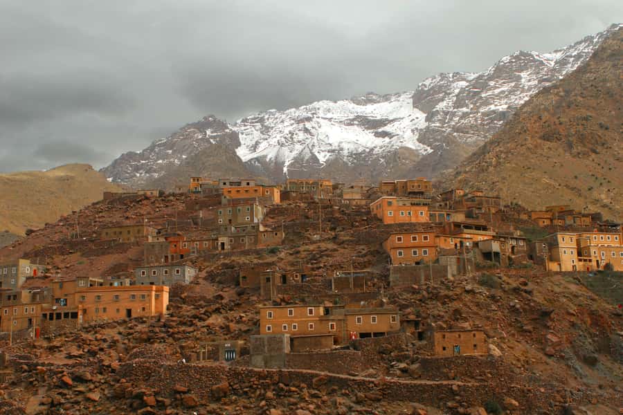From Fez: Middle Atlas Mountains Day Trip - Leaving Fes for the cooler Middle Atlas