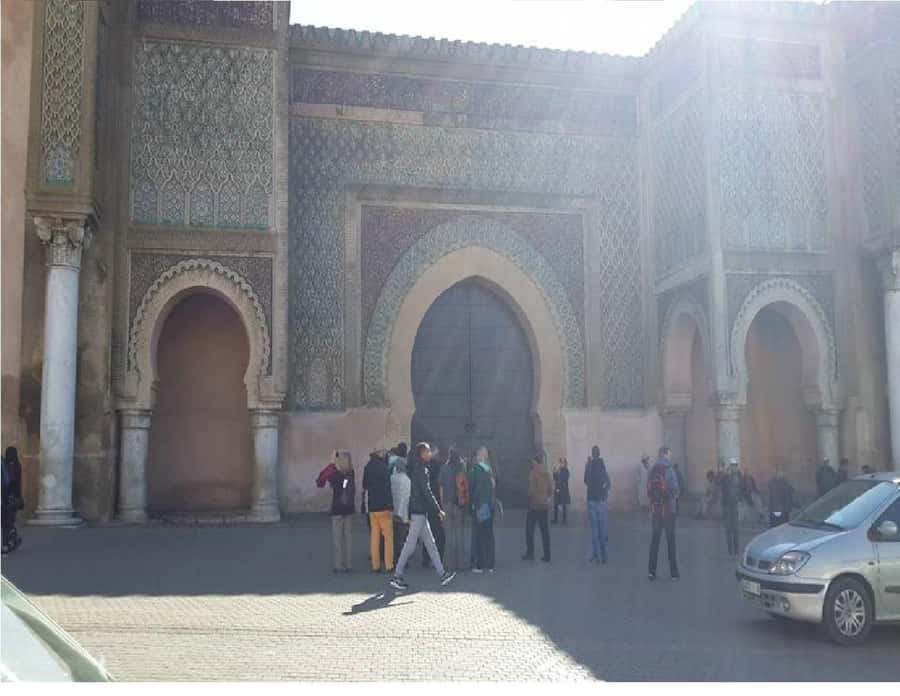 From Fez: Volubilis Moulay Idriss and Meknes Day Trip - Lunch between the historic sites