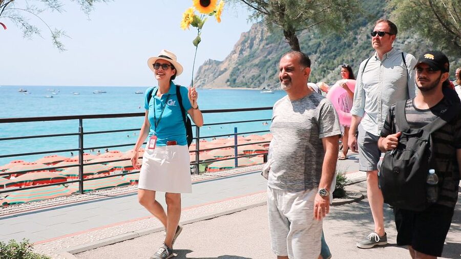 From Florence: Cinque Terre Day Trip with Optional Lunch - Monterosso: the beach, lunch, and free time