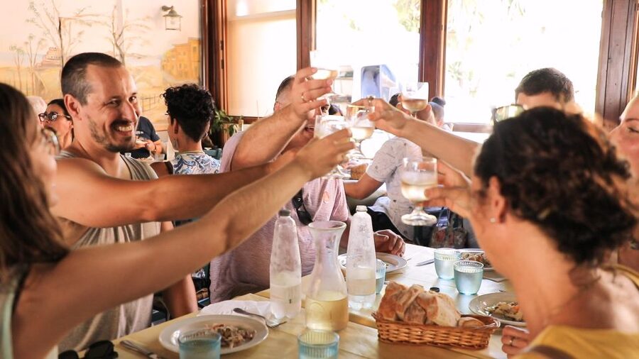 From Florence: Cinque Terre Day Trip with Optional Lunch - What to bring for a better day