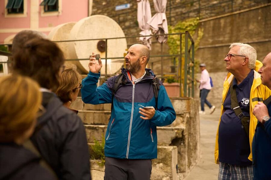 From Florence: Cinque Terre Day Trip with stop in Pisa - The vineyard paths above the Riviera