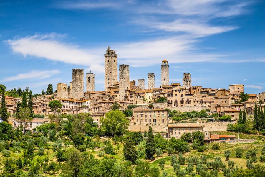 From Florence: Tuscany Day Trip to Siena & San Gimignano - Meeting at Piazzale Montelungo