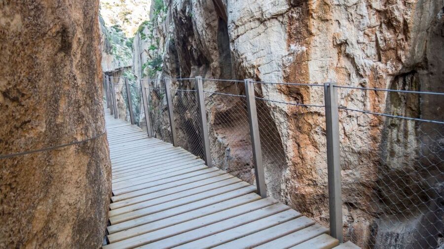 From Fuengirola: Caminito del Rey Guided Day Trip - Why the Caminito del Rey is worth a full day