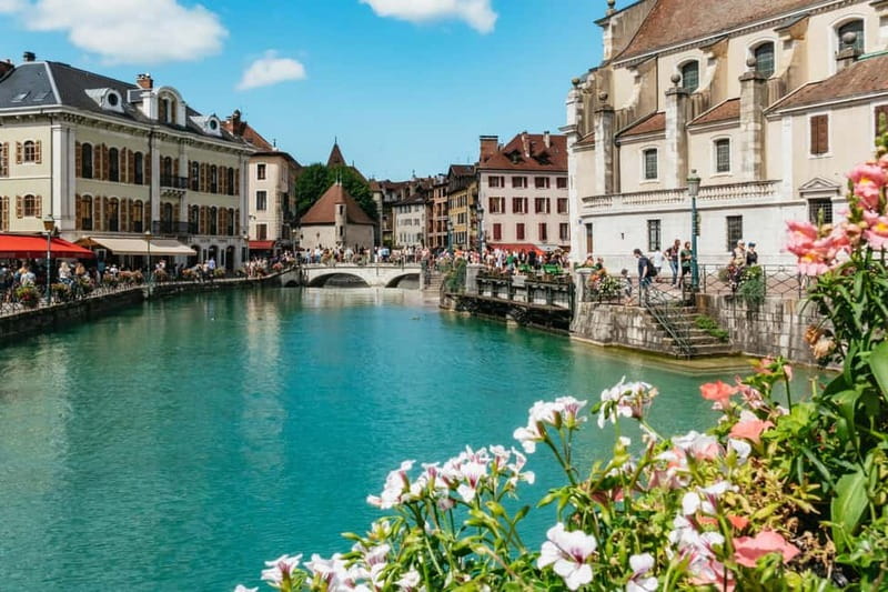 From Geneva: Annecy Half-Day Trip - The ride from Geneva to Annecy