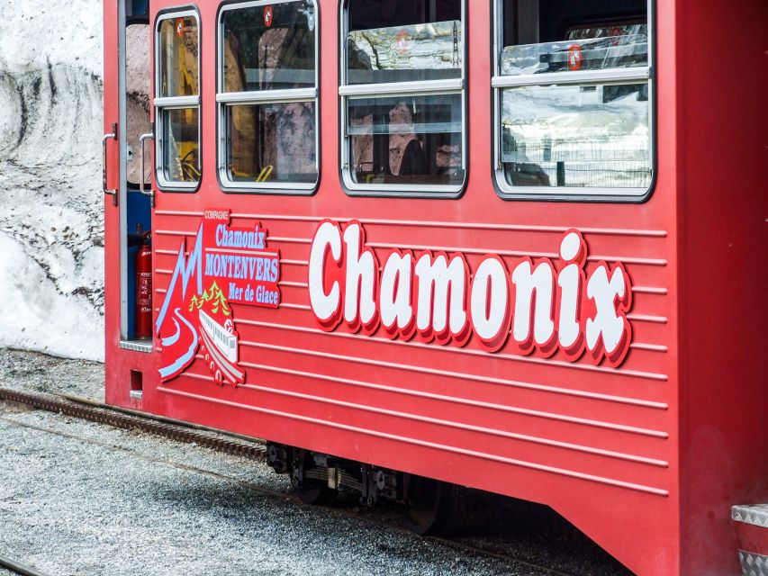 From Geneva: Day Trip to Chamonix with Cable Car and Train - Crowds and timing at the train station