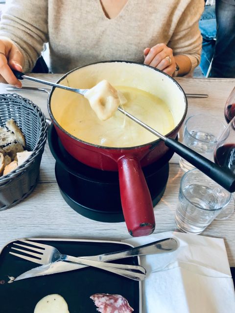 From Geneva: Gruyére Chocolate and Cheese Tasting Day Trip - Who should book this experience?