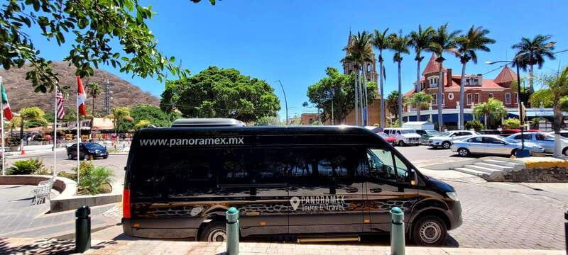 From Guadalajara: Enchanting Lake Chapala & Ajijic Day Trip - Meeting the black van in Guadalajara