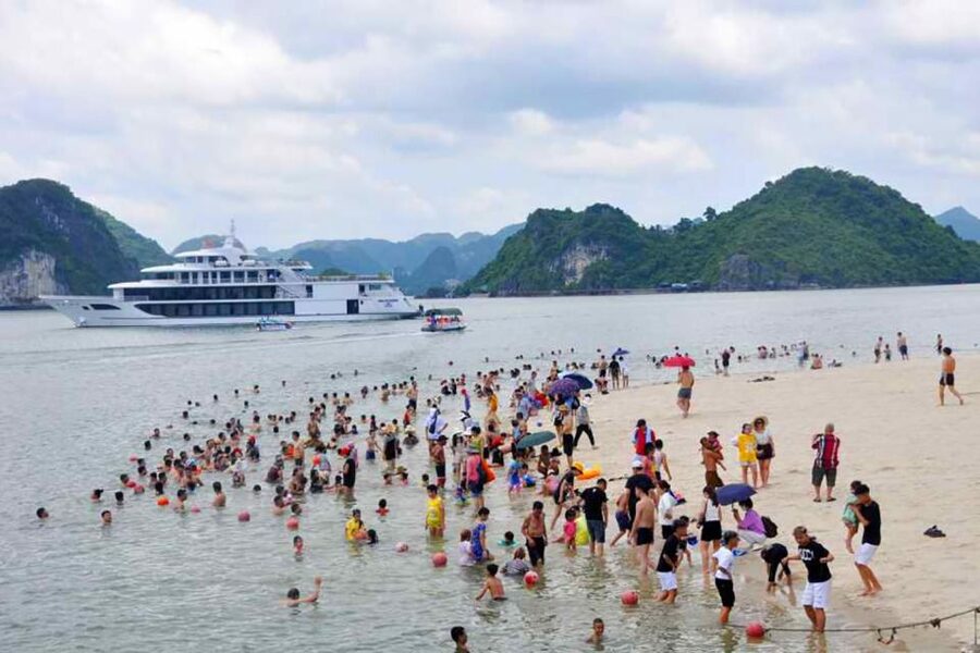 From Hanoi: Halong Bay 1 Day Trip Visit Cave, Island, Kayak - Why this day trip works for a first look at Halong Bay