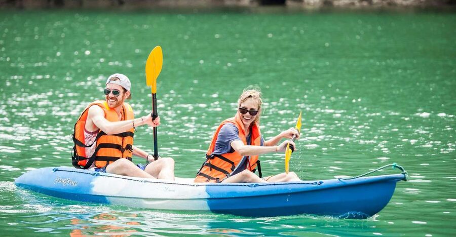 From Hanoi: Halong Bay 1 Day Trip Visit Cave, Island, Kayak - The Hanoi pickup and the long road to Tuan Chau