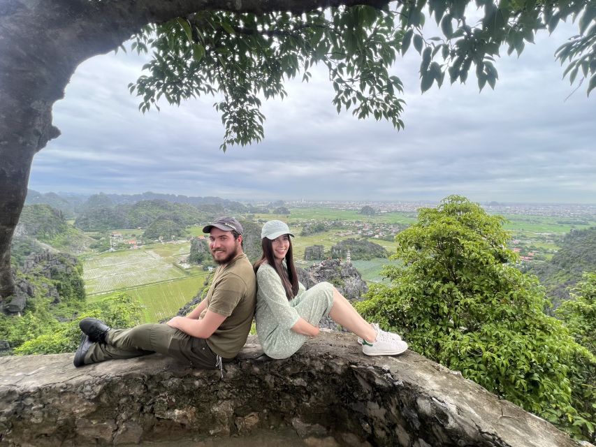From Hanoi: Hoa Lu, Mua Cave and Tam Coc Full-Day Trip - Leaving Hanoi for Hoa Lu